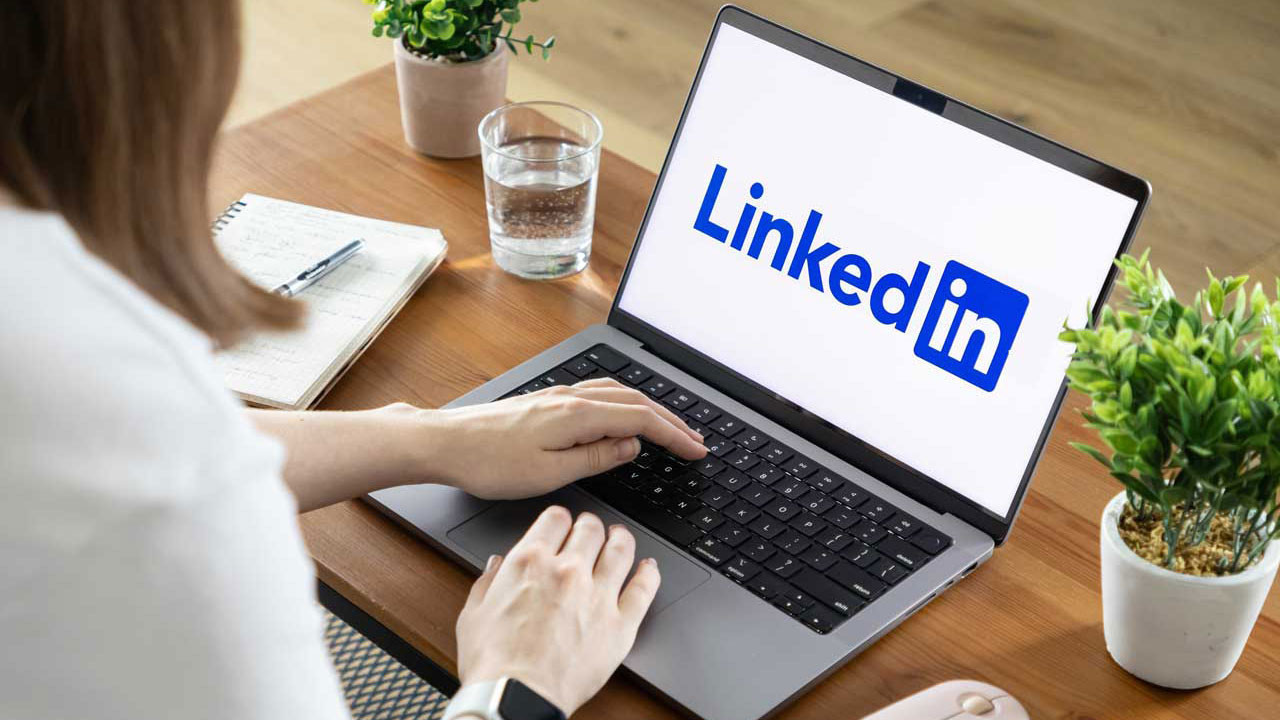 linkedinden yapay zeka guncellemesi profil verileriniz egitim icin kullanilacak iRr4h2yt