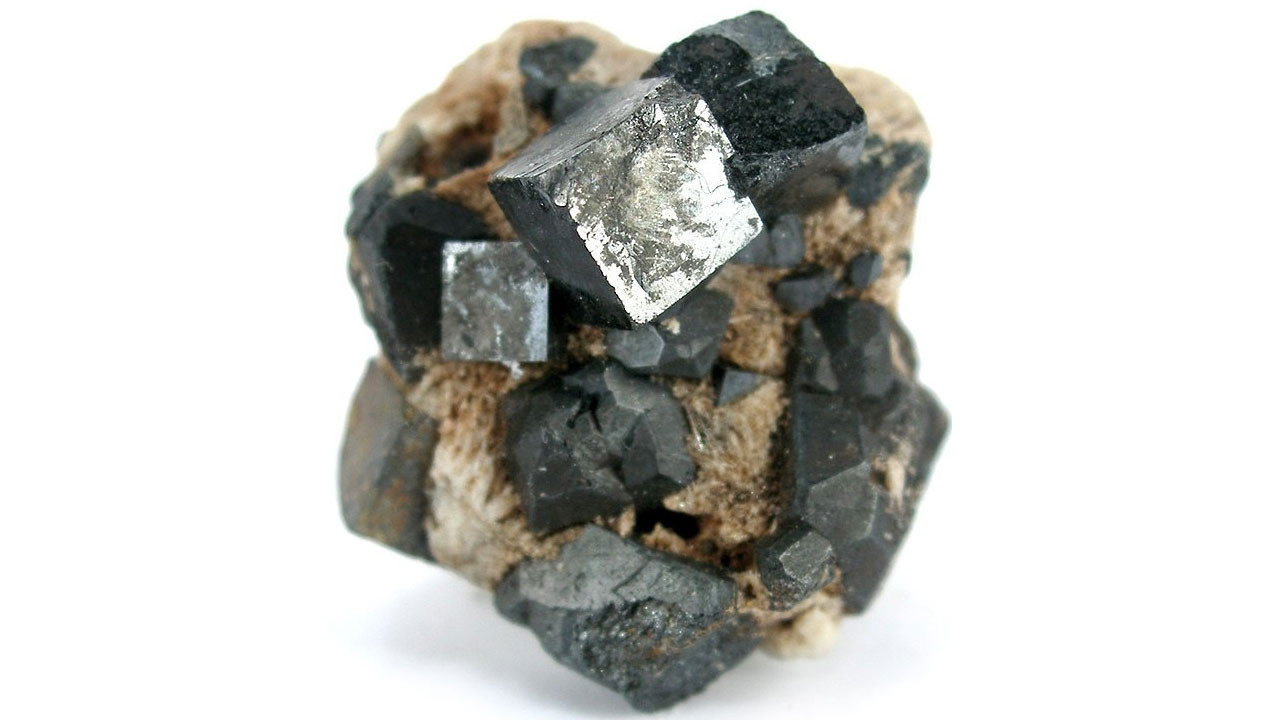 nukleer tipta perovskit kristalleri devrimi tXd8Uc5e