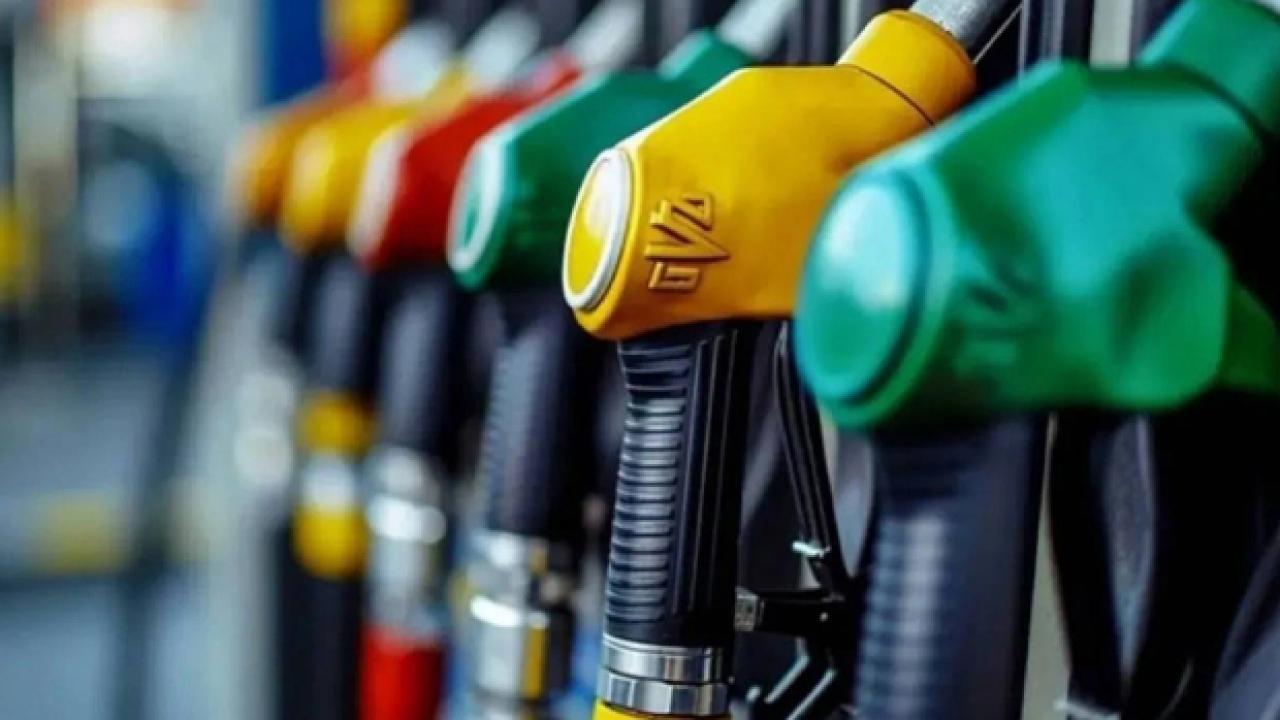 arac sahipleri dikkat akaryakita indirim bekleniyor 6X9uYs4C.jpg