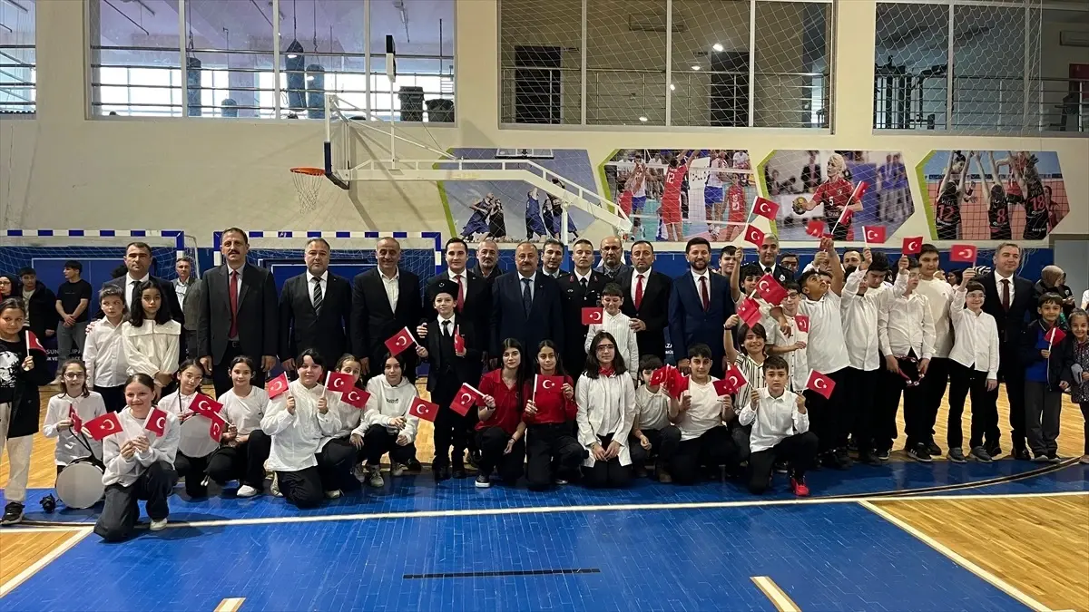 cumhuriyet bayrami toreni salipazarinda kutlandi QnvkduCC.jpg