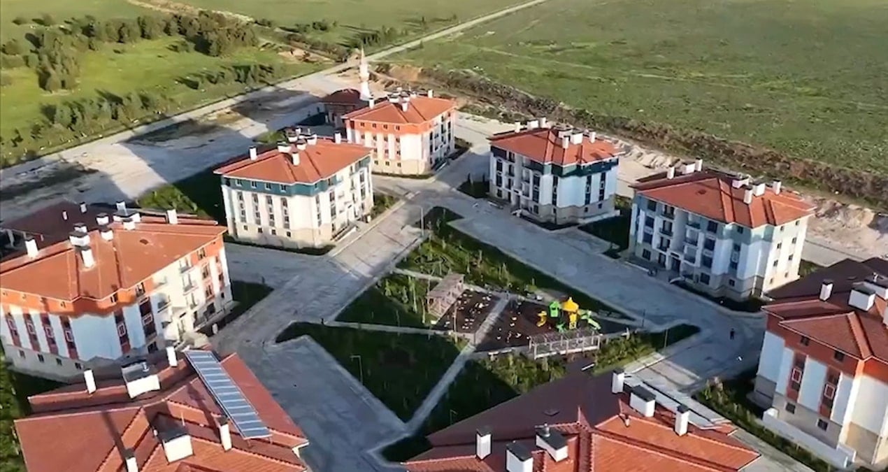 500 bin sosyal konut projesinde iban tuzagi btk sahte sayfalari kapatti 2YEM1SPO.jpg