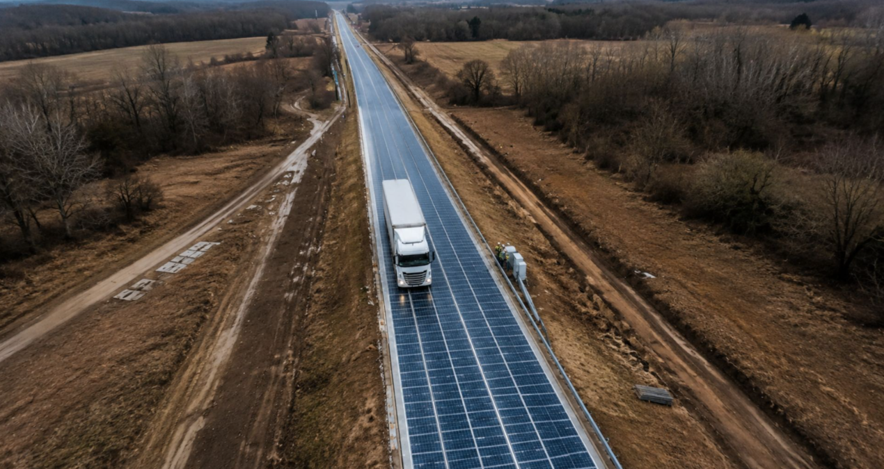 Otoyollara Güneş Enerjisi: 1 Kilometre Boyunca Yenilikçi Panel Uygulaması