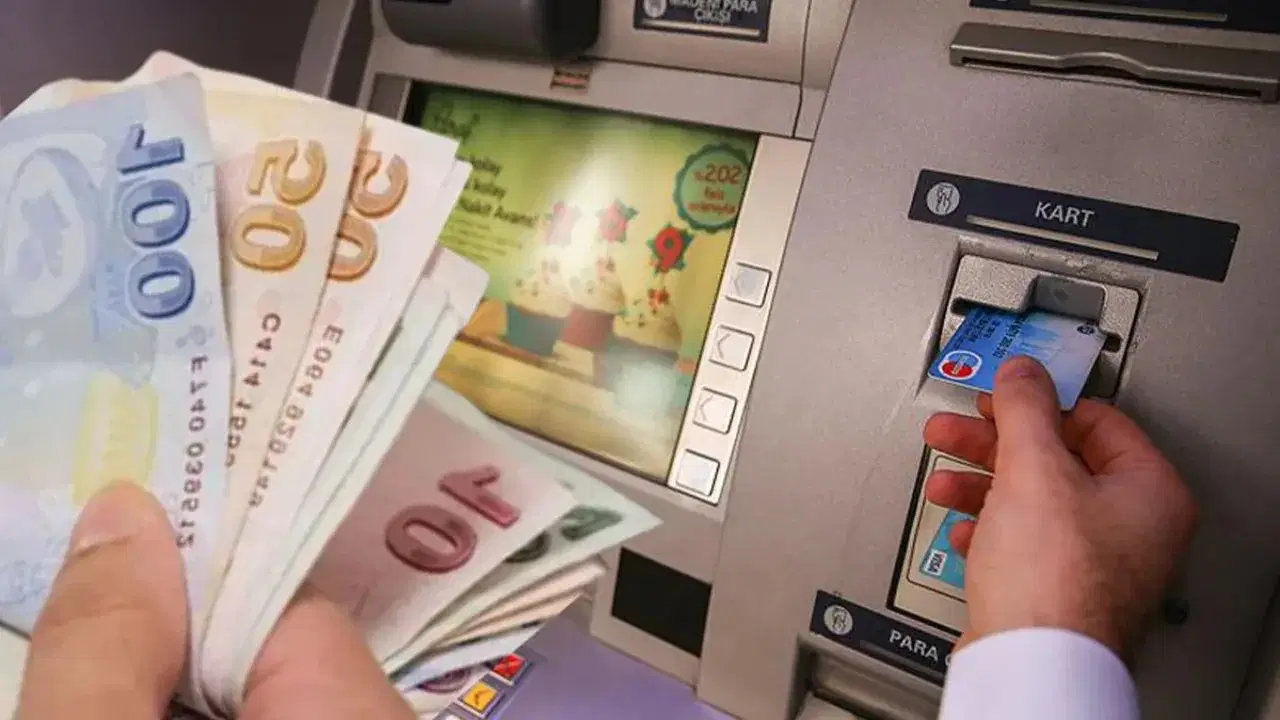 ATM’lerde yeni dönem başlıyor: Kartla para çekmek yerini QR kodlara bırakıyor